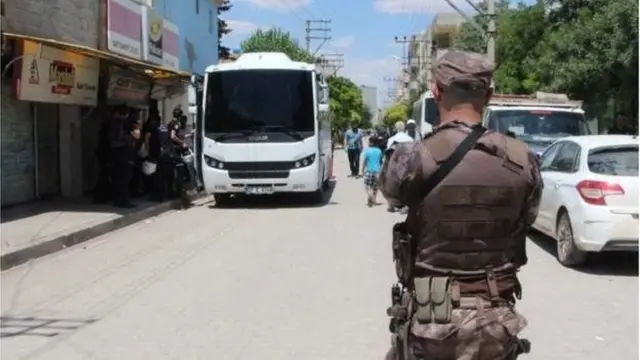 Erzurumda atışma, Urfada qanun pozuntusu iddiaları