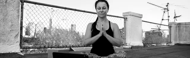 Йога на крыше