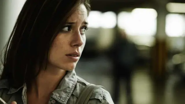 Sarah Everard'ın başına gelenler binlerce kadının sosyal medyadan öfkeli tepkiler vermesine yol açtı