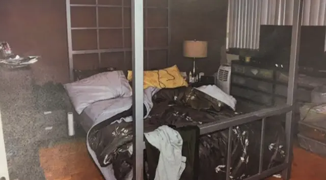 La habitación de Bruce McArthur.