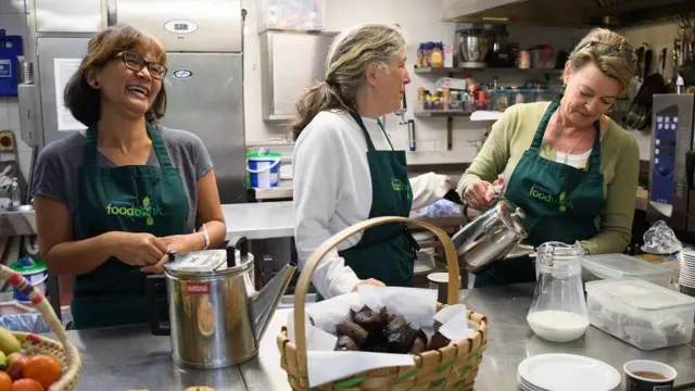 Mujeres en una cocina