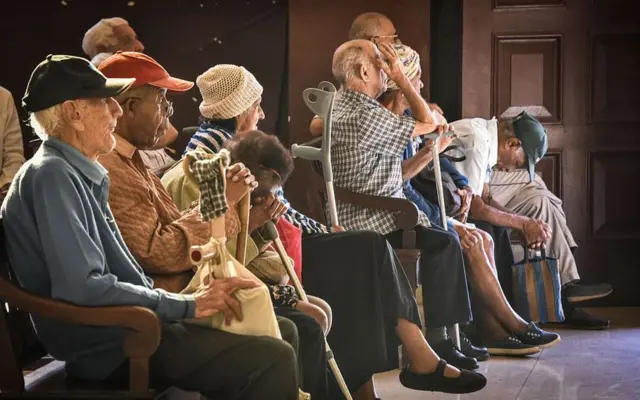 Ancianos en Cuba.