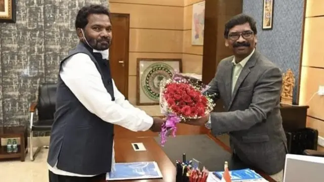 मख्यमंत्री हेमंत सोरेन के साथ शिक्षा मंत्री