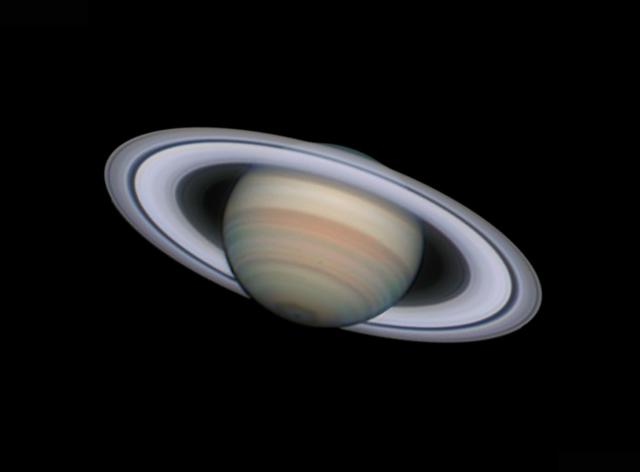 An image of Saturn by Damian Peach