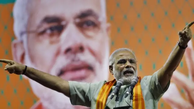 नरेंद्र मोदी