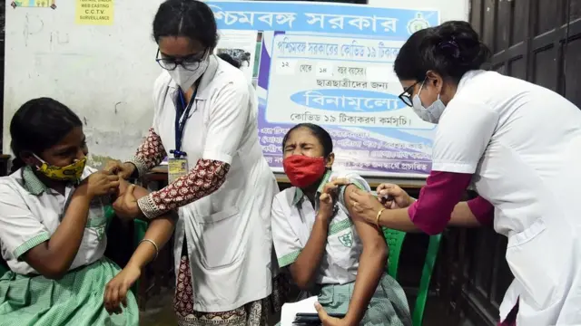 बूस्टर डोज़