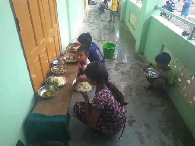 စစ်ဘေးရှောင်တွေ ကျောင်းတွေမှာနေထိုင်တာတွေရှိ