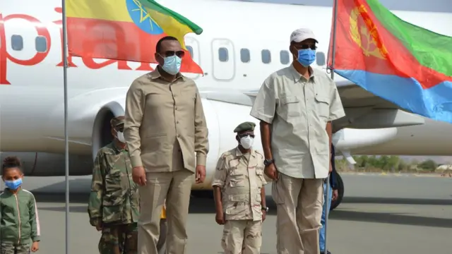 ቀዳማይ ሚንስትር ኣብዪ ኣሕመድ ምስ ፕረዚደንት ኢሳይያስ አፈወርቂ - ኤርትራ