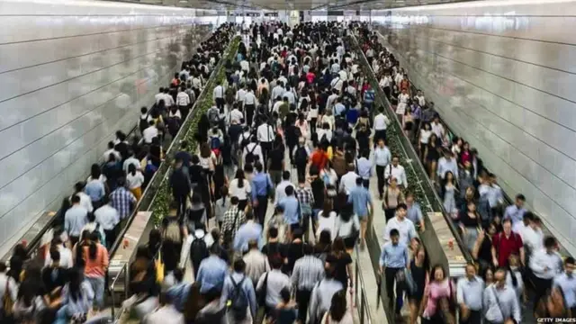 આઈની મદદથી ભીડવાળી જગ્યાની નિગરાની કરી તે જગ્યાને સુગંધિત અને ખુશનુમા રાખી શકાય છે.