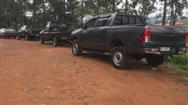 Izi ni zimwe, mu modoka nyinshi za gisirikare zari hano muri iki gikorwa