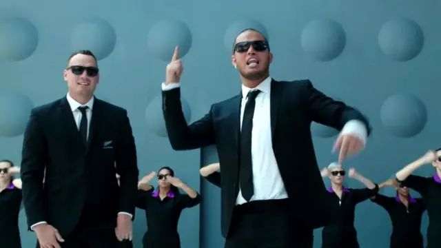 Кадр из ролика Air NZ