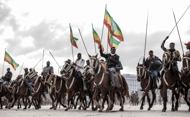 Mahaya doki sun daga tutar Ethiopia yayin taro a Addis Ababa,Ethiopia - Lahadi 8 Agusta 2021