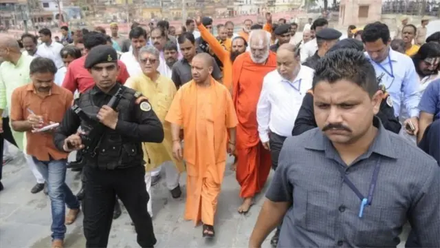 योगी आदित्यनाथ