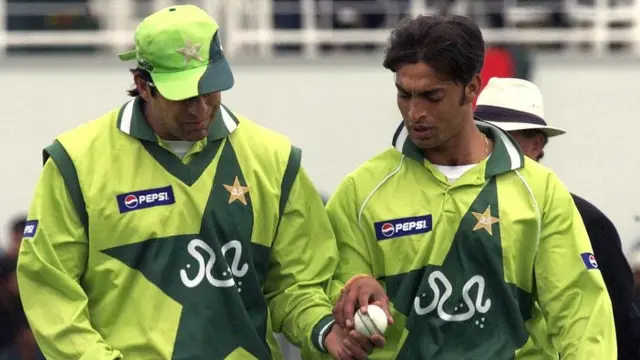 وسیم اکرم، شعیب اختر، کرکٹ، پاکستان کرکٹ بورڈ