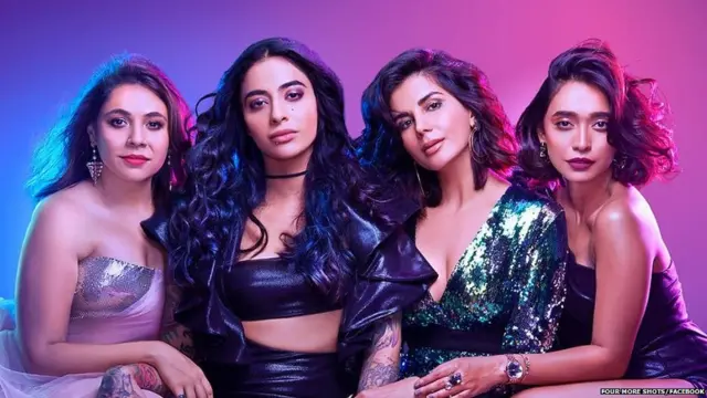 सिरीज़ फ़ोर मोर शॉट्स का एक दृश्य