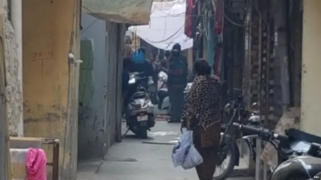 અંકિતના ઘરની ગલી