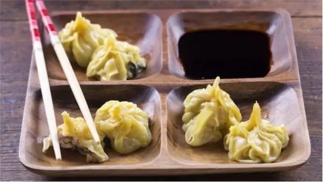 বেশি লবন ব্যবহার করে তৈরি খাবার সয়