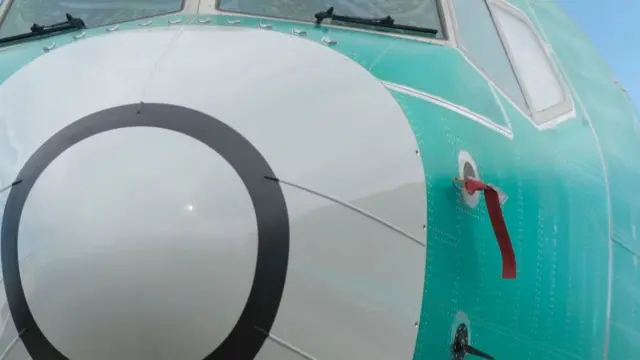 737 Max 8 jet
