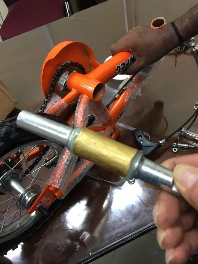 விசித்திரமான வழிகளில் தங்கக் கடத்தல்