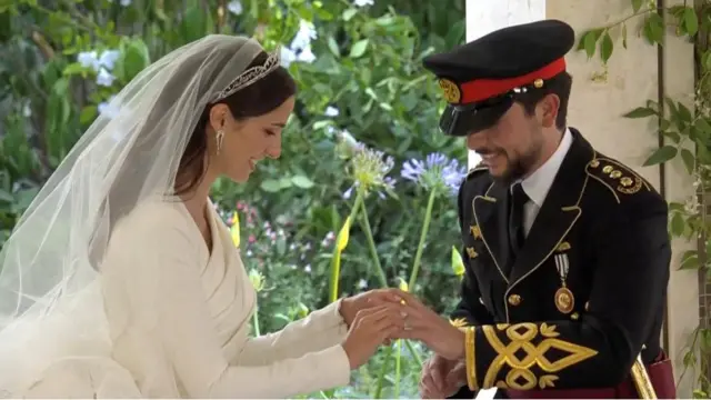 بذلة زفاف ولي العهد