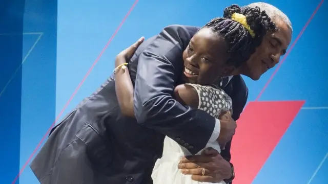 ઓબામા સાથે મિકાઇલા