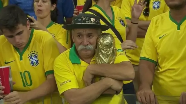 Torcedor gaúcho durante jogo do Brasil contra a Alemanha na Copa