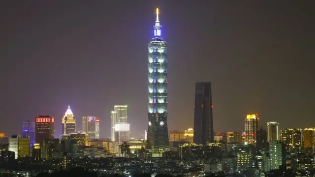 விளக்குகள் அணைக்கப்படும் முன்