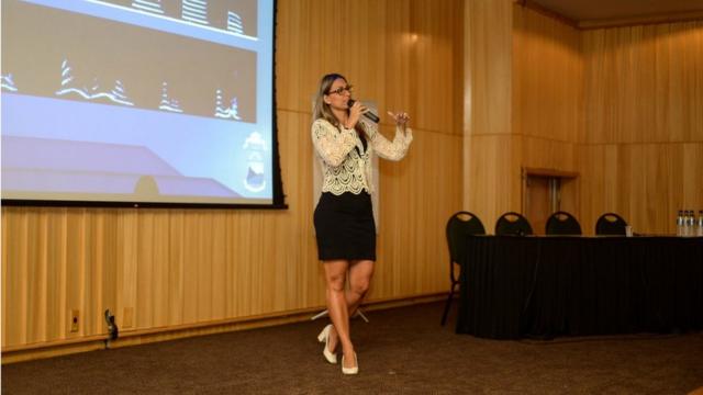 Alémmelhores casas de apostas para cassinofonoaudióloga, Azzariti também é perita e especialistamelhores casas de apostas para cassinoleitura comportamental