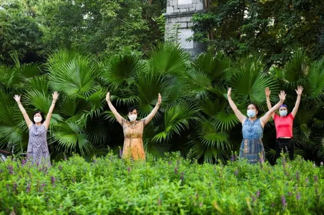 Hà Nội đã cơ bản kiểm soát dịch bệnh và bắt đầu nới lỏng giãn cách