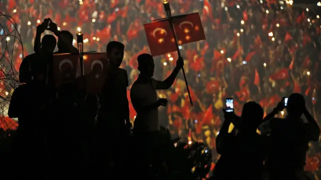 Boğaziçi köprüsünde gösteriler