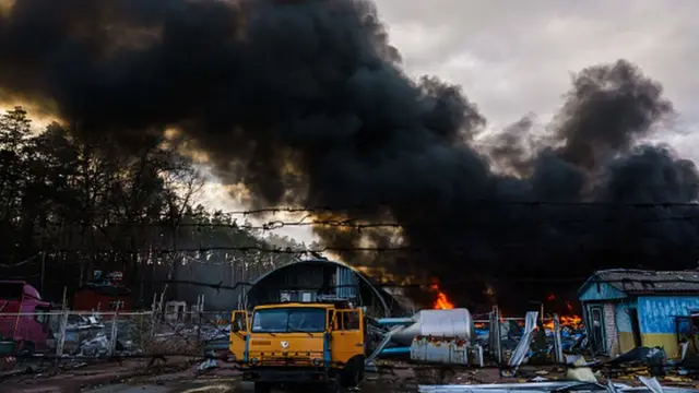 зруйноване місто