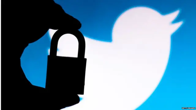 सोशल मीडिया