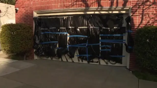 رسم جداري مغطى على منزل نانسي بيلوسي، 2 يناير/كانون الثاني 2021