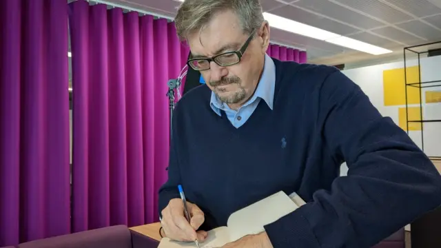 Сергій Плохій