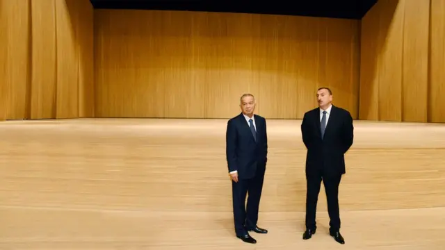 İslam Kərimov və İlham Əliyev Heydər Əliyev Mərkəzində