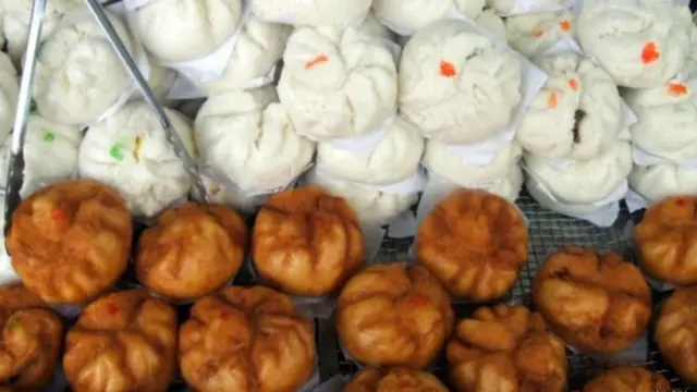 અલગ સ્વરૂપના સમોસાની તસવીર