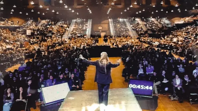 Jill Bolte Taylor lors d'une conférence.