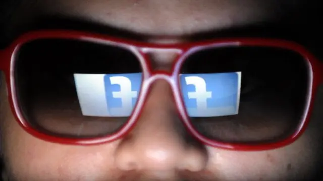 Facebook logosu