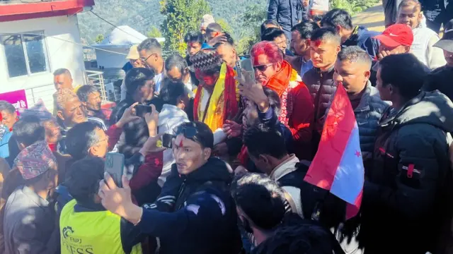 नेपाली कांग्रेसका उम्मेदवार विजयी भएपछि गरिएको जुलुस