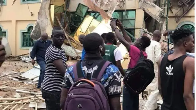 Ilees redio Ayefẹlẹ tijọba wo