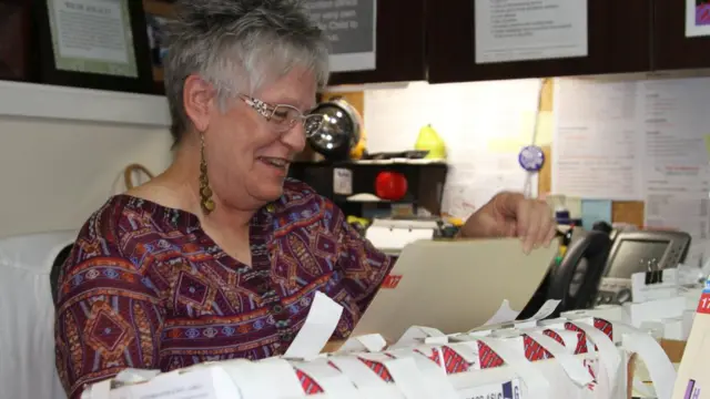 Stephannie Chaffee, assistente administrativa na clínica