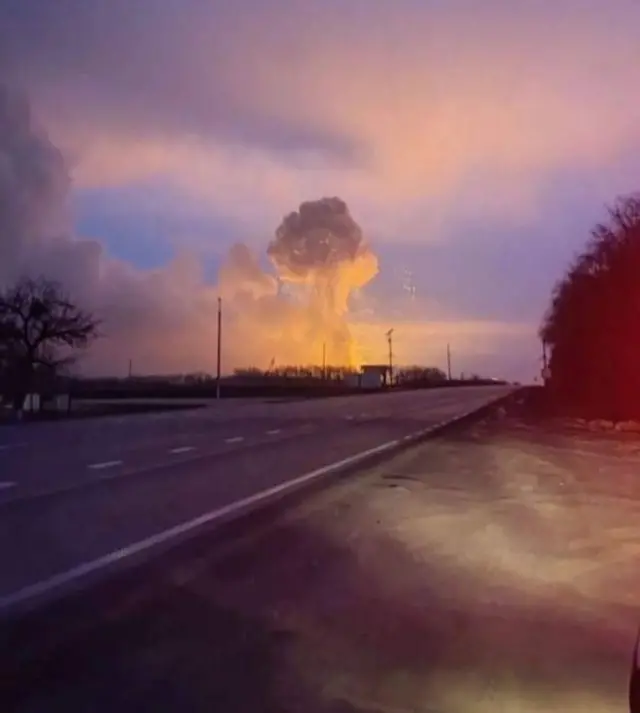 Ҳужумдан кейин осмонга кўтарилган тутун