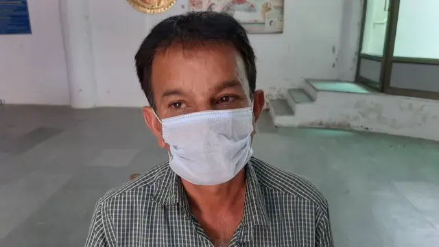 સ્મશાનગૃમાં કામ કરતા પ્રમોદ બારોટ