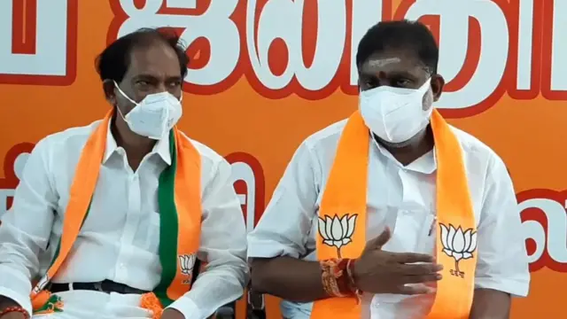 புதுவை பாஜக தலைவர் சாமிநாதன், எம்.எல்.ஏ. நமசிவாயம்.