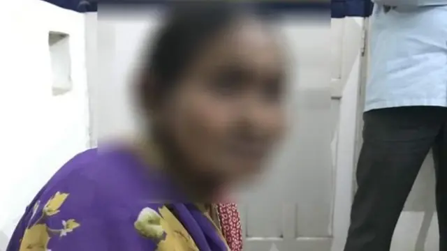 महिलांवर अत्याचार, सोशल मीडिया