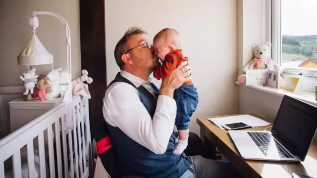 عمل من المنزل