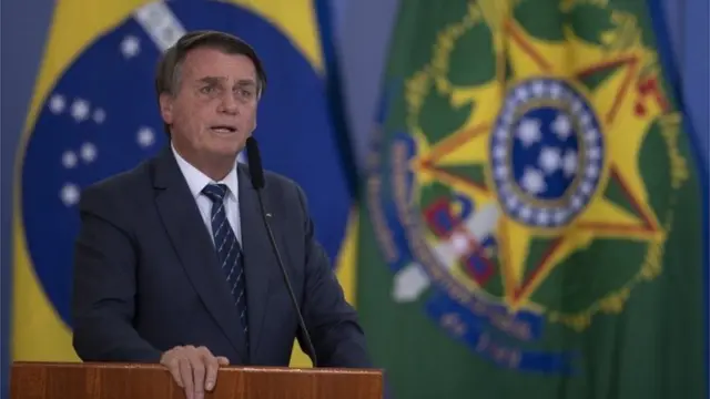 Bolsonaro discursando