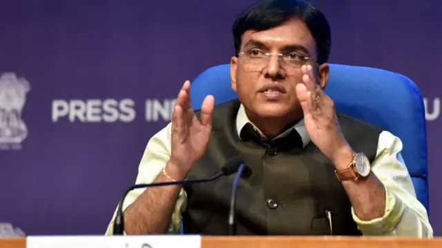 स्वास्थ्य मंत्री