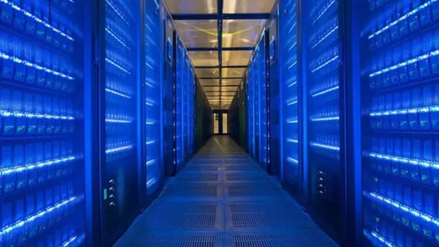 Amakuru yo muri ubu buryo buzwi nka Prise, mu magambo y'impine, azajya anonosorerwa muri za mudasobwa kabuhariwe ziri hano i Oxfordshire mu Bwongereza