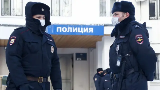 Полицейские у Химкинского РОВД